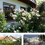 Roeder Am Schwimmteich Appartement *
